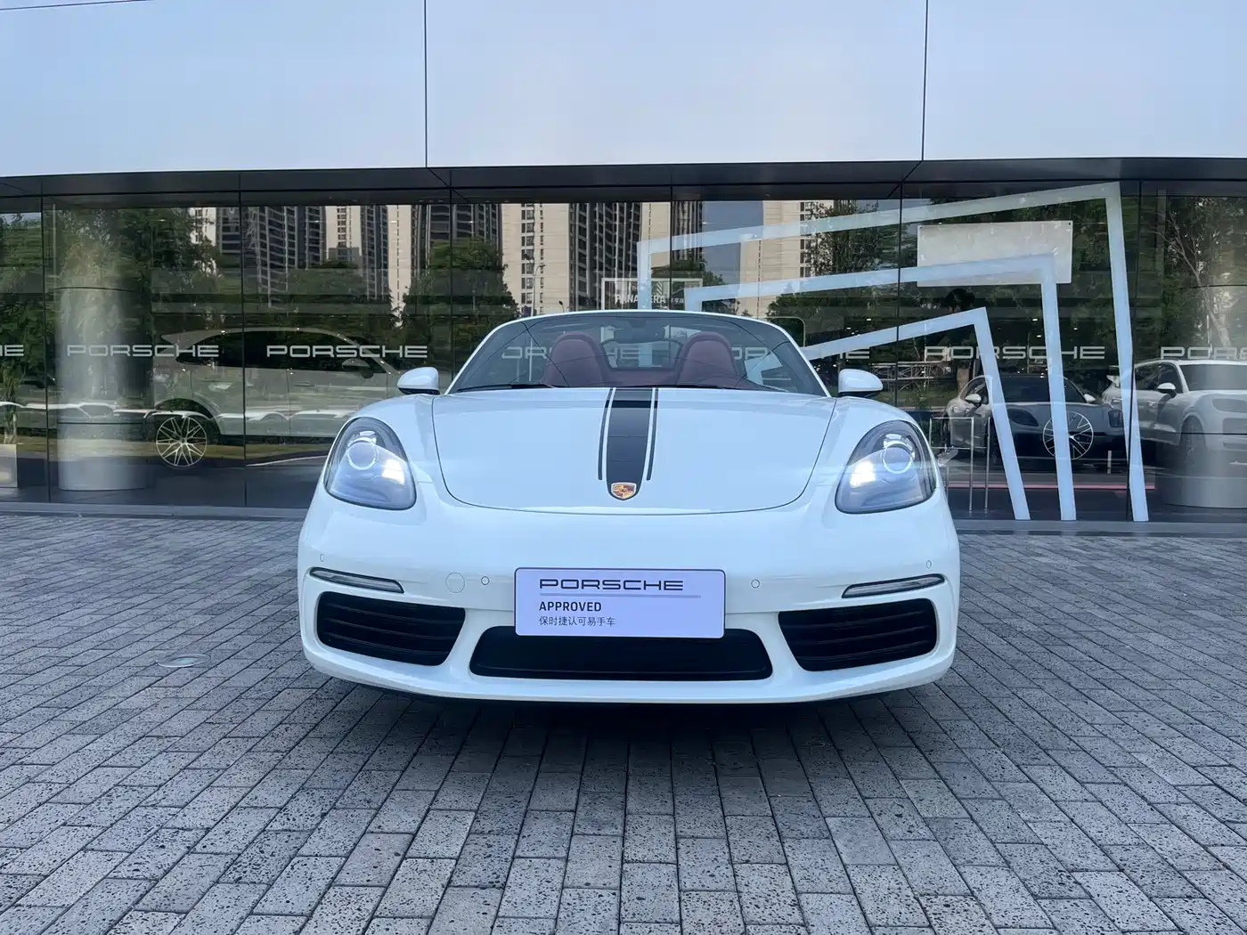 Porsche 718 2023 Boxster Style Edition 2.0T фото 2