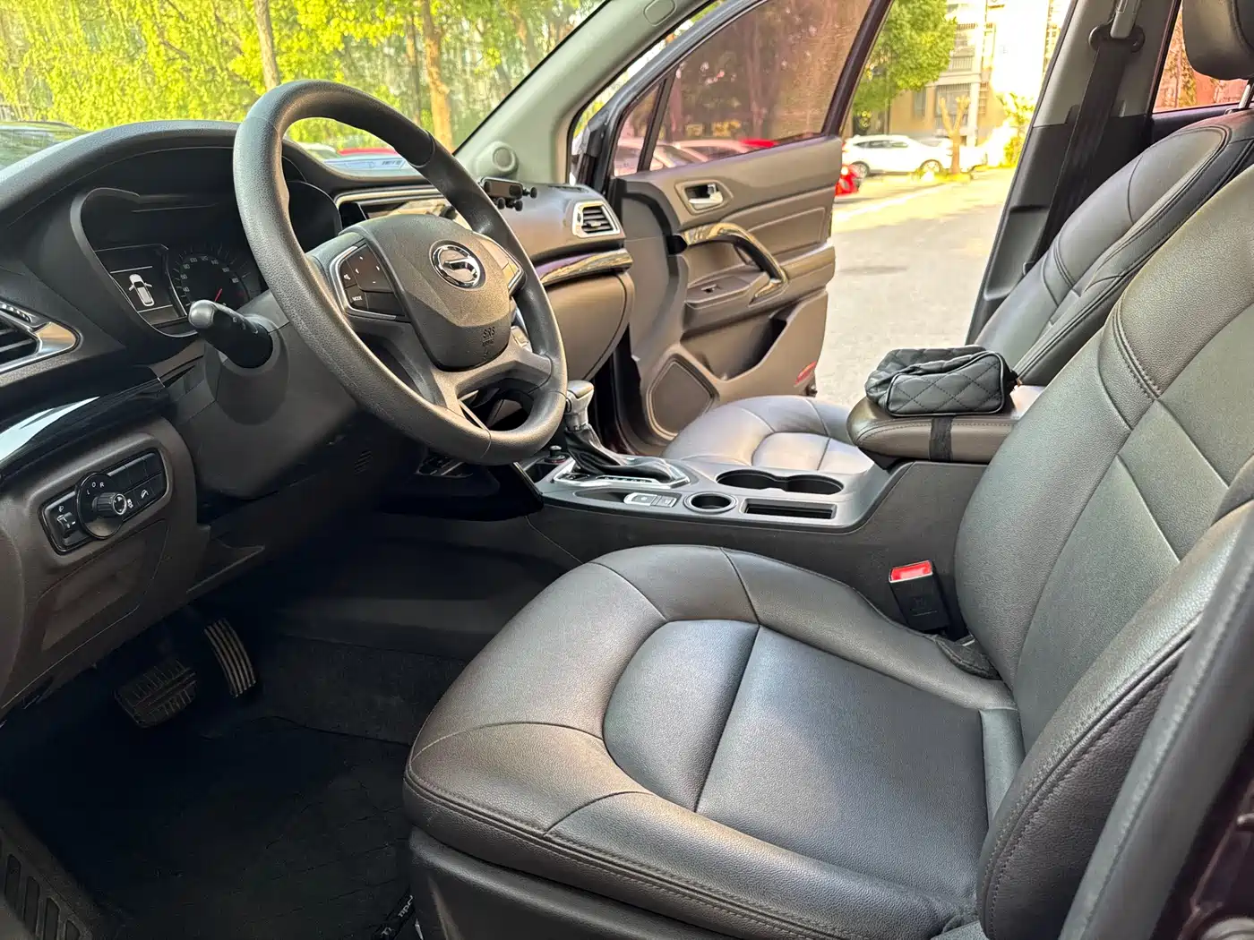 GAC Trumpchi Trumpchi GS4 2016 235T G-DCT Elite Edition фото 9
