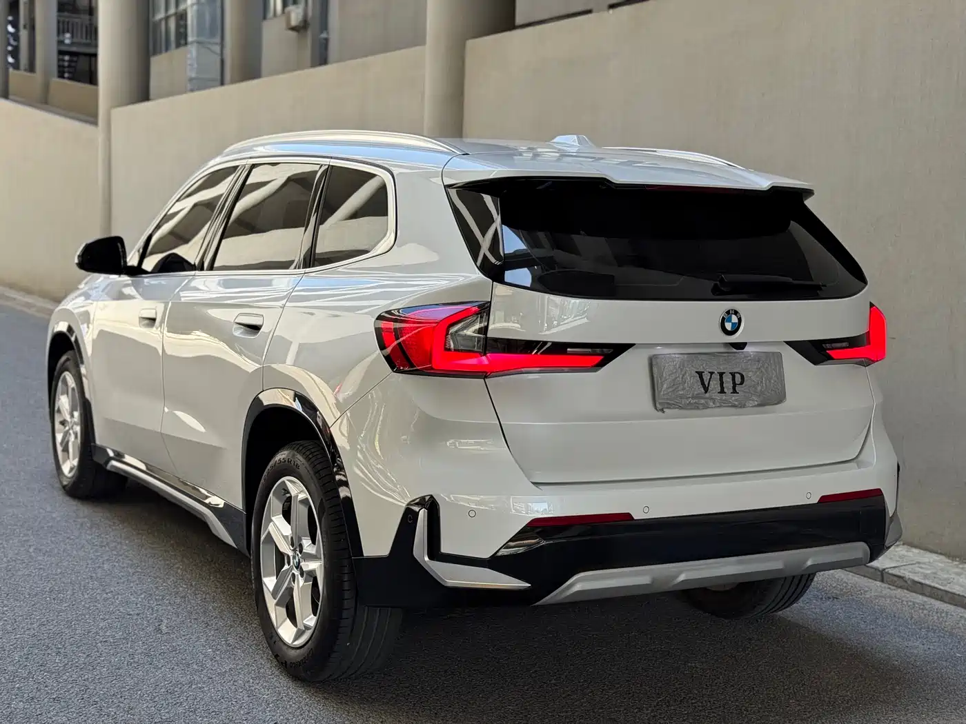 BMW X1 2023 sDrive20Li X Design Package фото 4