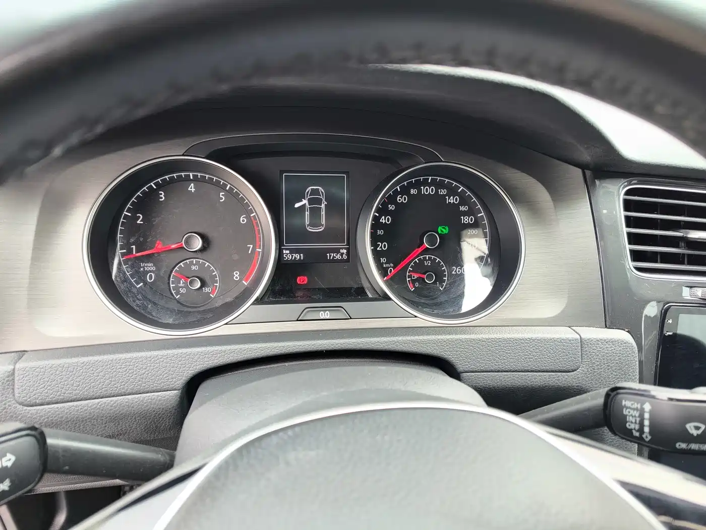 Volkswagen Golf 2016 230TSI Automatic Comfort фото 12