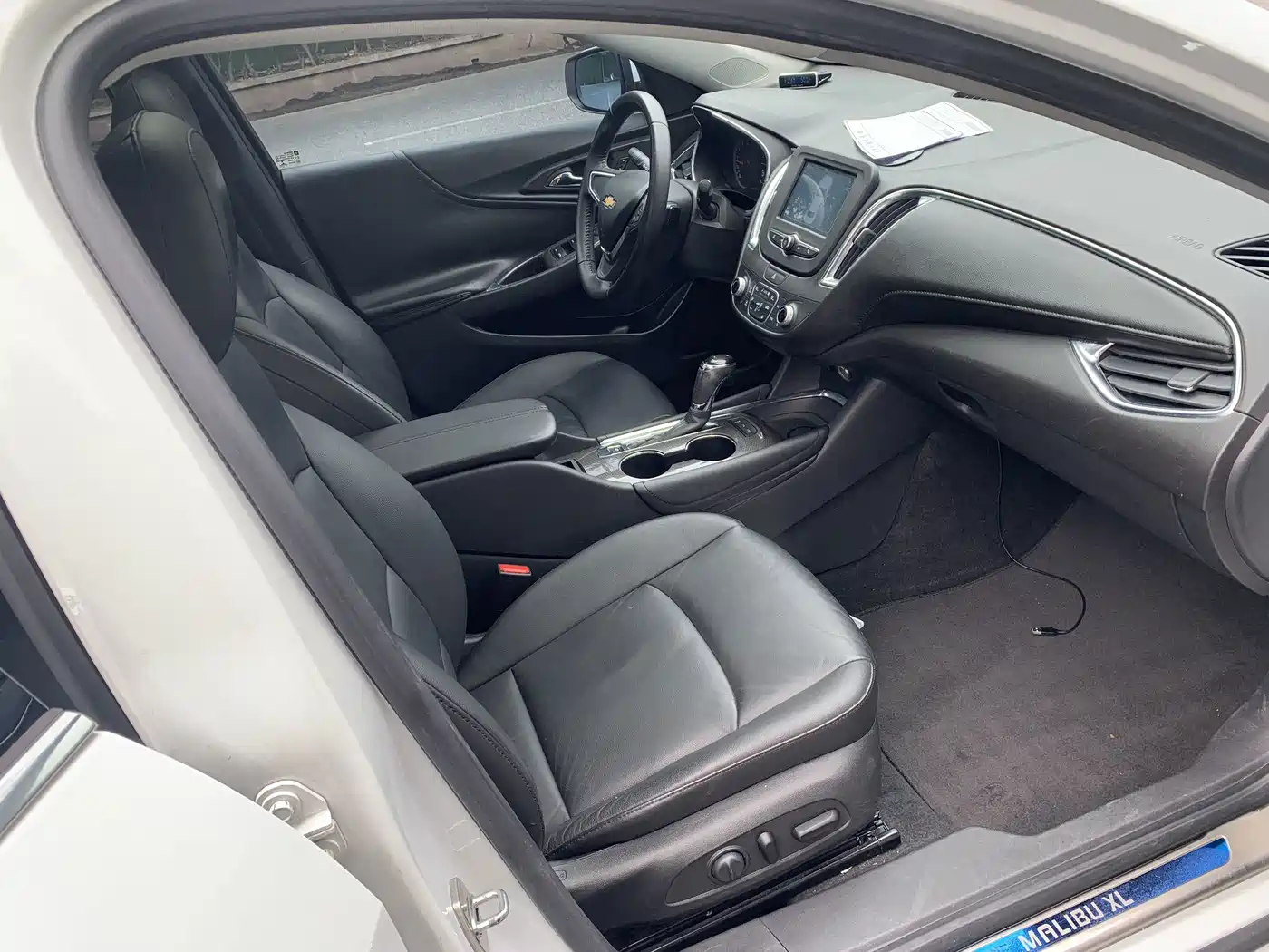 Фото 8 - Chevrolet Malibu XL