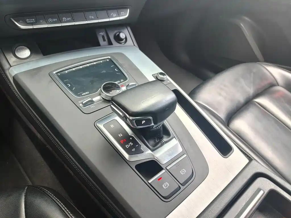 Audi Q5L 2018 40 TFSI Premium Fashion China VI фото 8