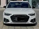Фото 2 - Audi A4L