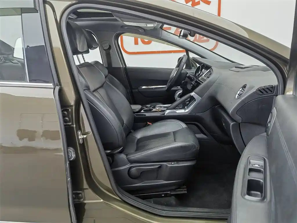 Peugeot 3008 2013 1.6THP Automatic Prestige Edition фото 23