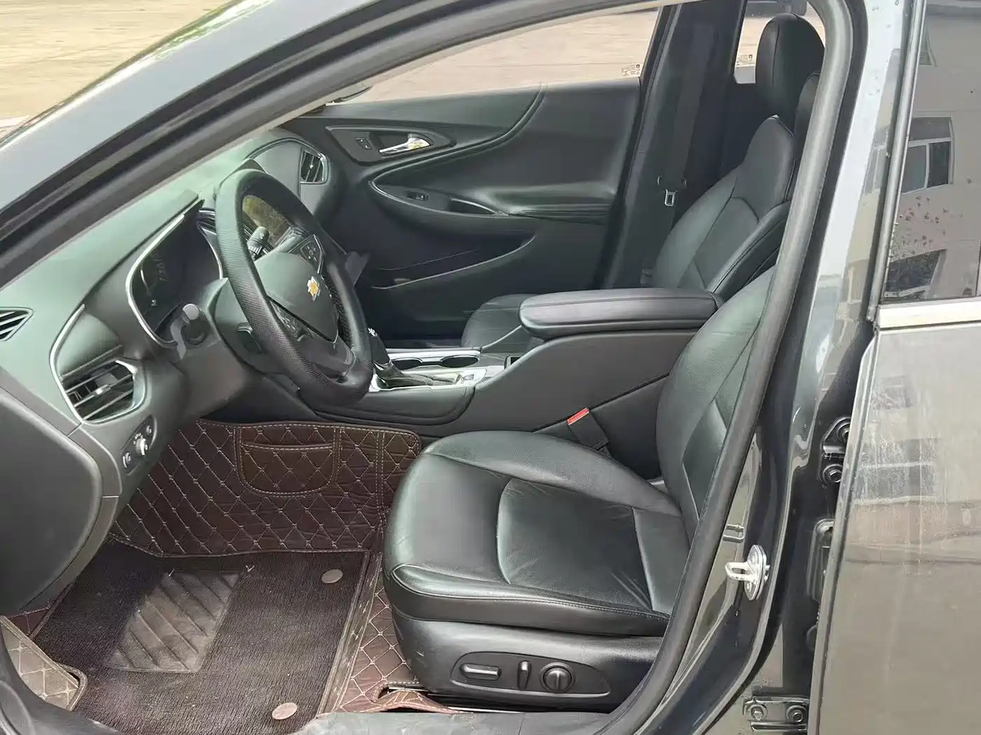 Chevrolet Malibu XL 2017 1.5T Auto Enjoyment Edition фото 4