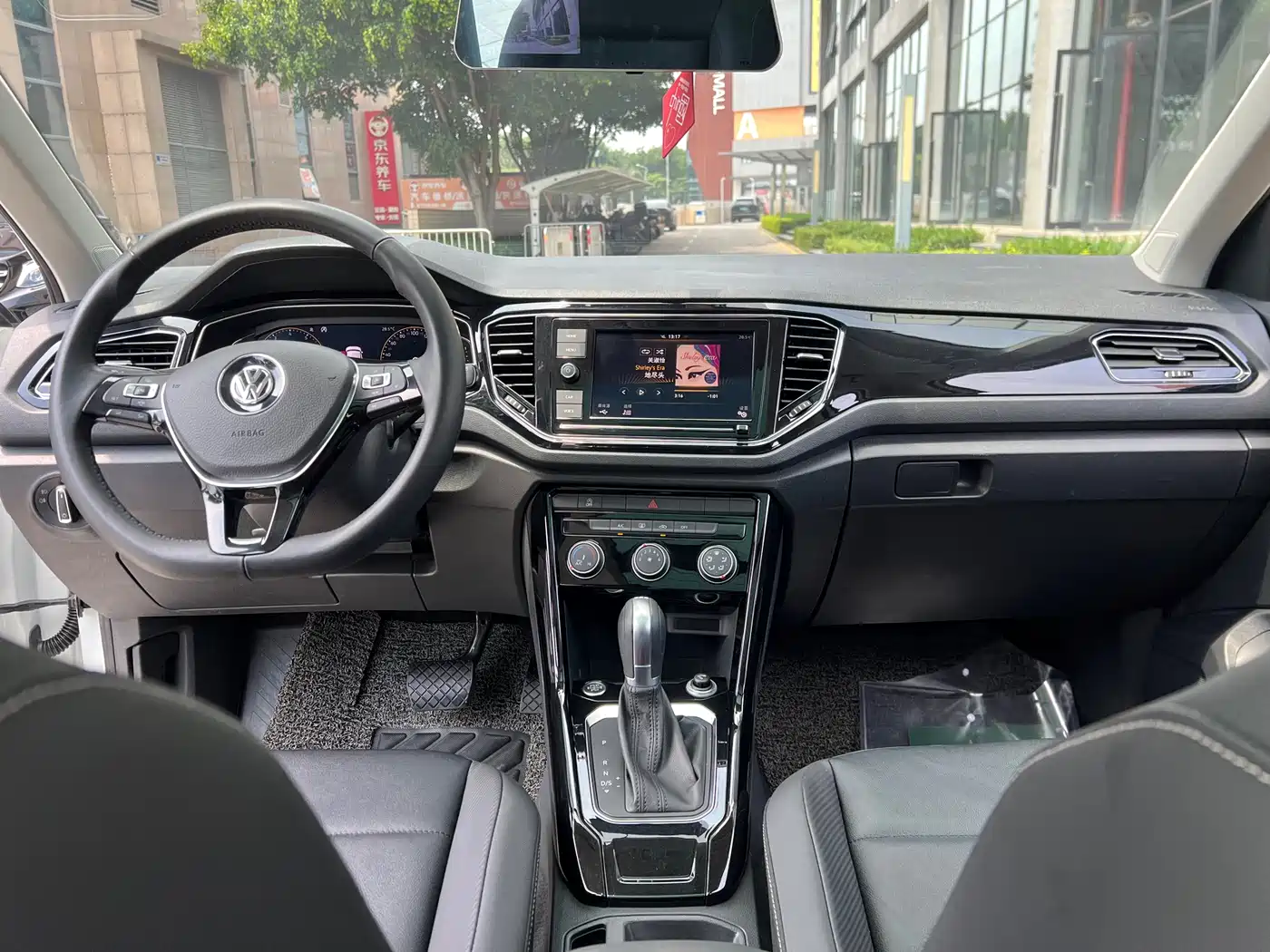 Volkswagen T-ROC 2020 280TSI DSG 2WD Comfort фото 9