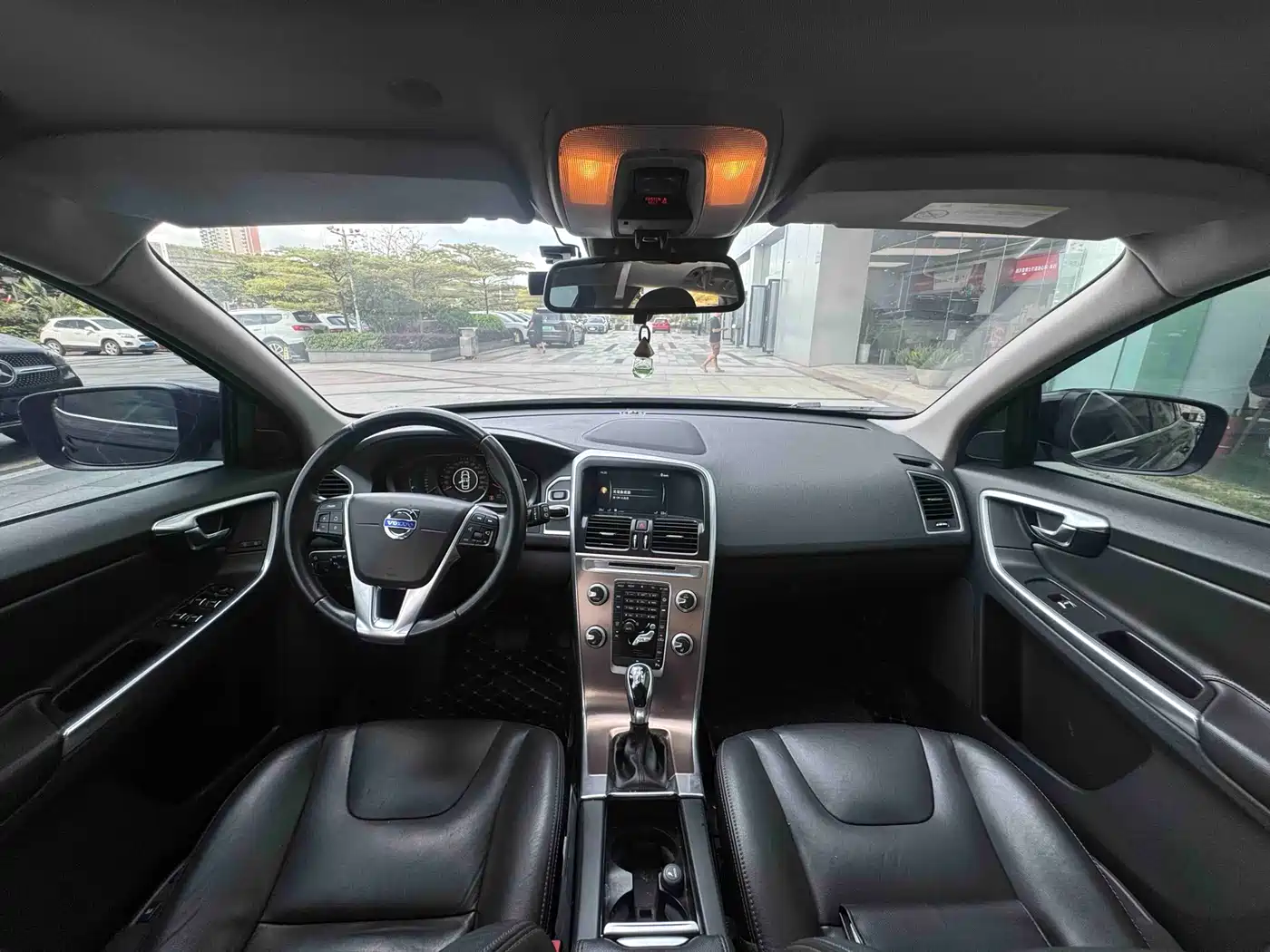 صورة 9 - Volvo XC60