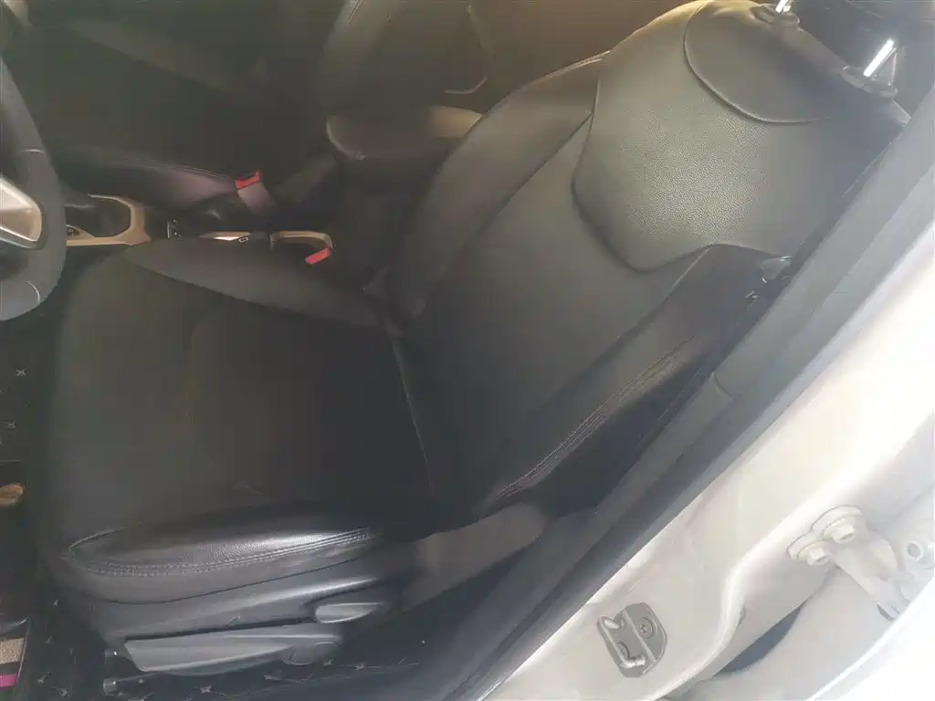 Jeep Renegade 2017 2017 180T Automatic Kinetic Edition+