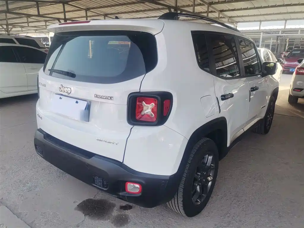 Jeep Renegade 2017 2017 180T Automatic Kinetic Edition+