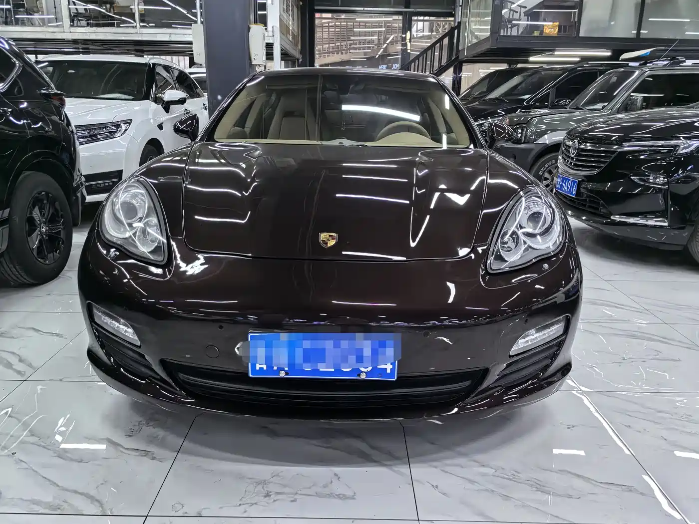 Porsche Panamera 2010 Panamera 4 3.6L фото 2