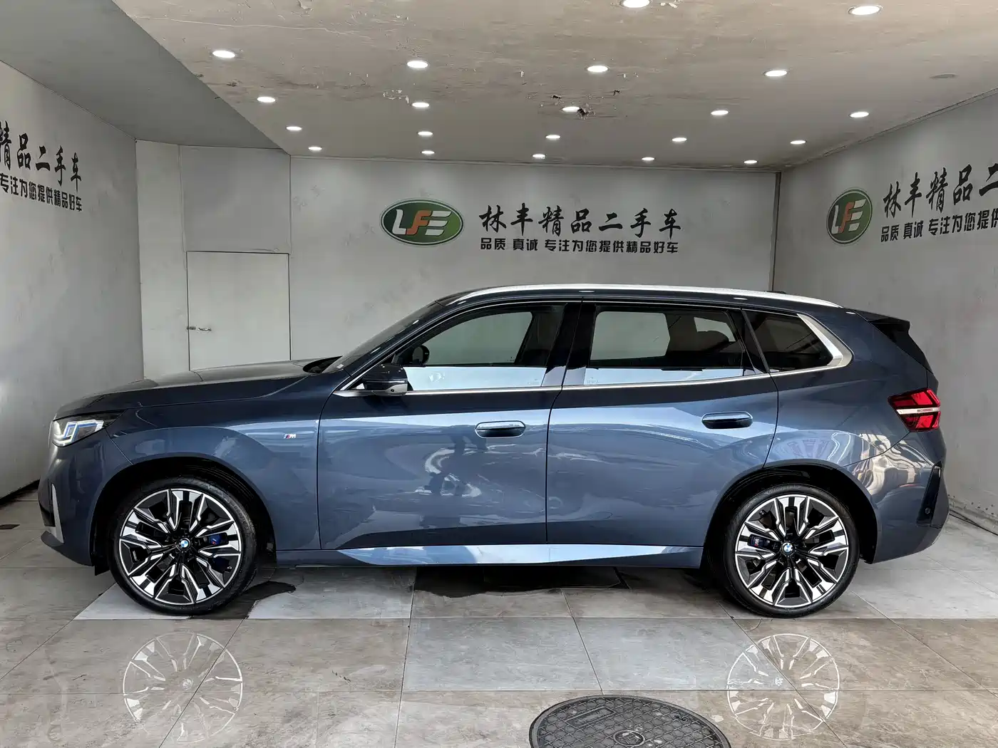 BMW X3 2025 xDrive30L Premium Model M Sport Black Package фото 5