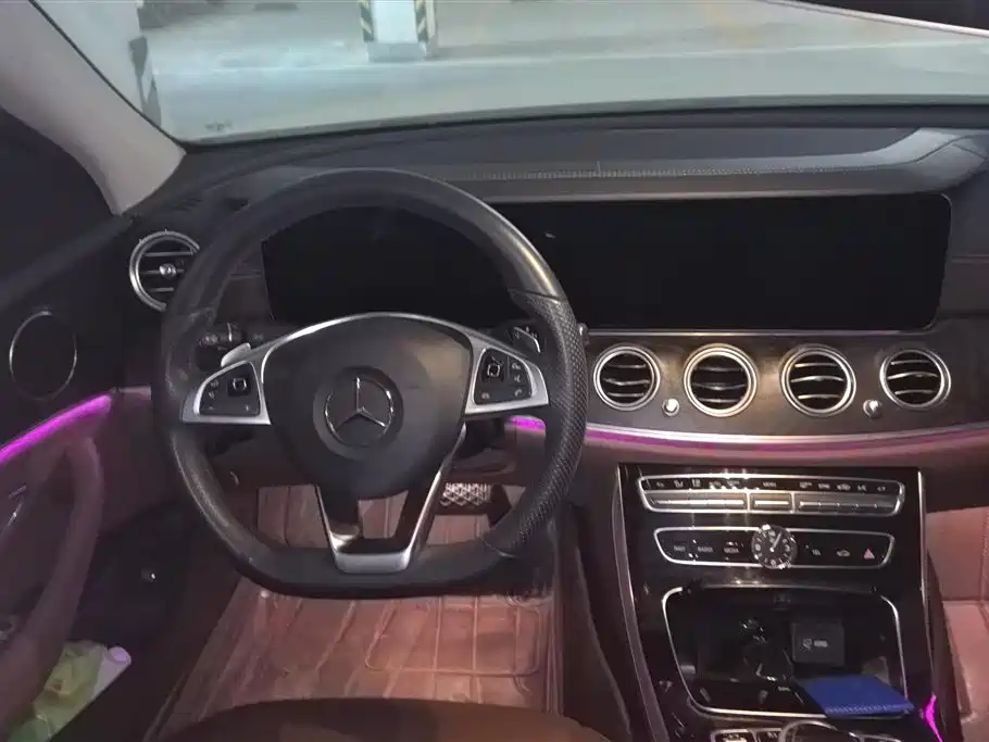 Mercedes-Benz E-Class 2017 E 300 L Sport Fashion фото 15