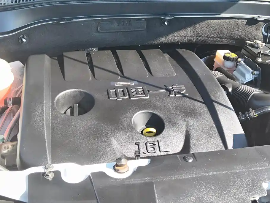 Besturn X40 2019 2019 1.6L Auto Luxury Type China V