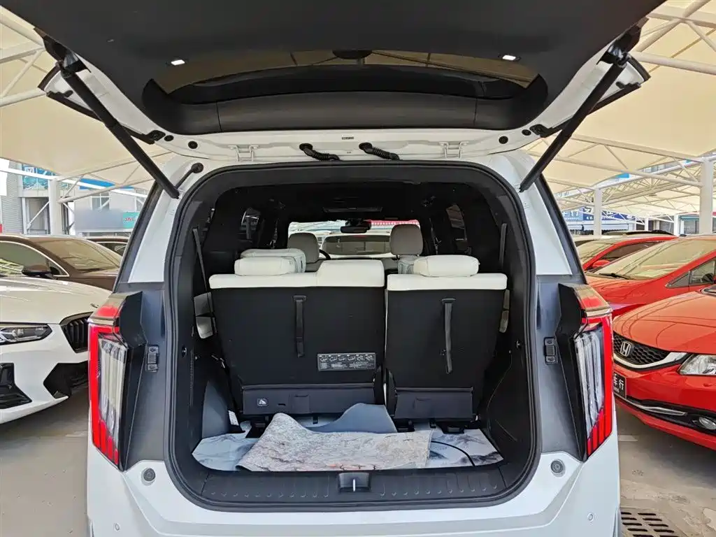 GAC Trumpchi Trumpchi M8 2023 Model Master Series 400T Flagship Edition фото 19