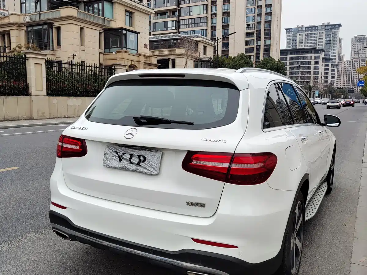 Mercedes-Benz GLC 2018 GLC 260 4MATIC Luxury фото 11