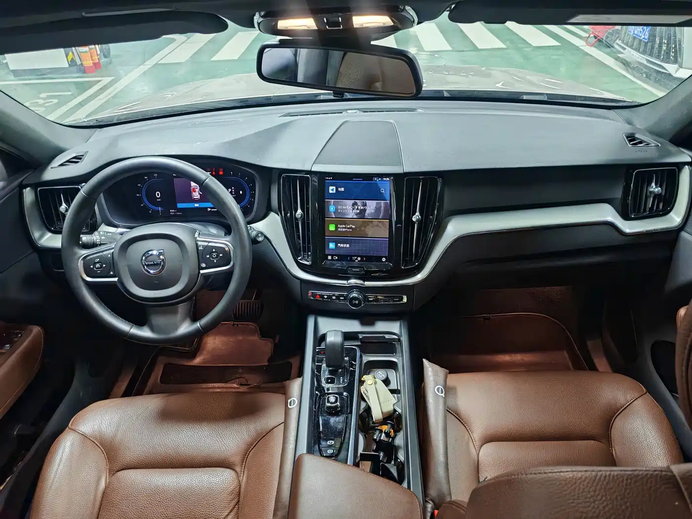 Photo 10 - Volvo XC60