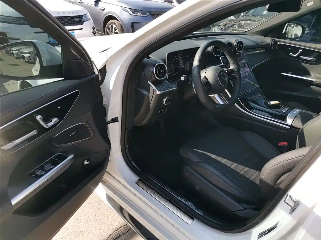 Mercedes-Benz C-Class 2024 C 200 L Sport Edition фото 13