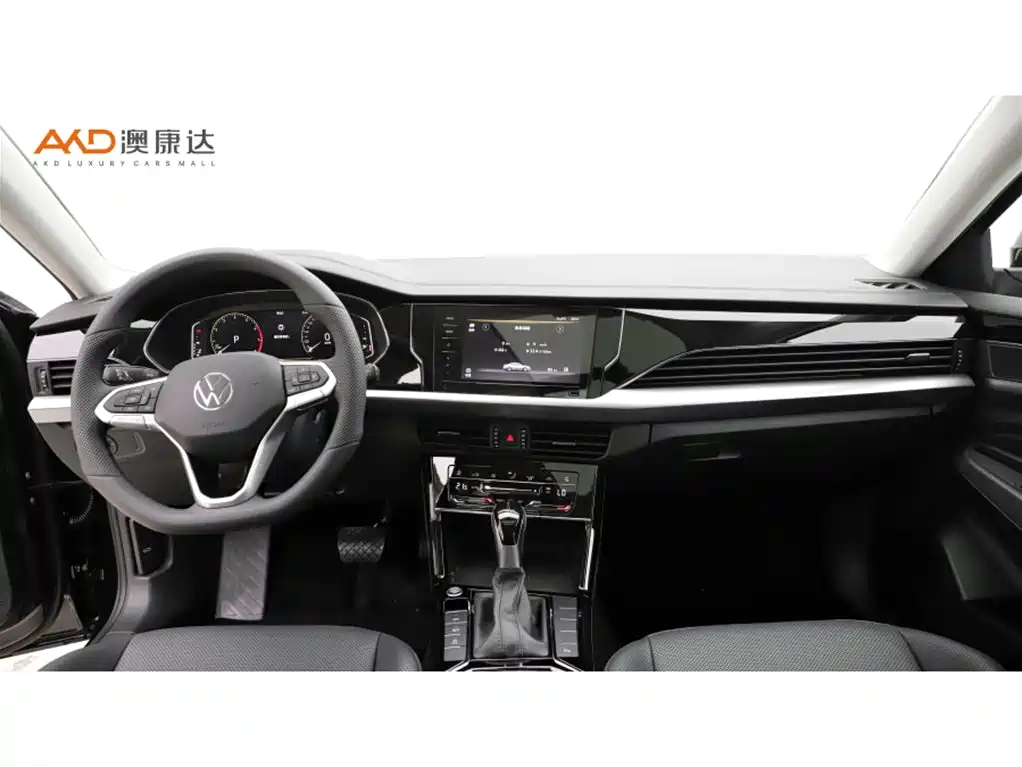 Volkswagen Passat 2025 Outstanding 380TSI Dragon Soaring Edition фото 5