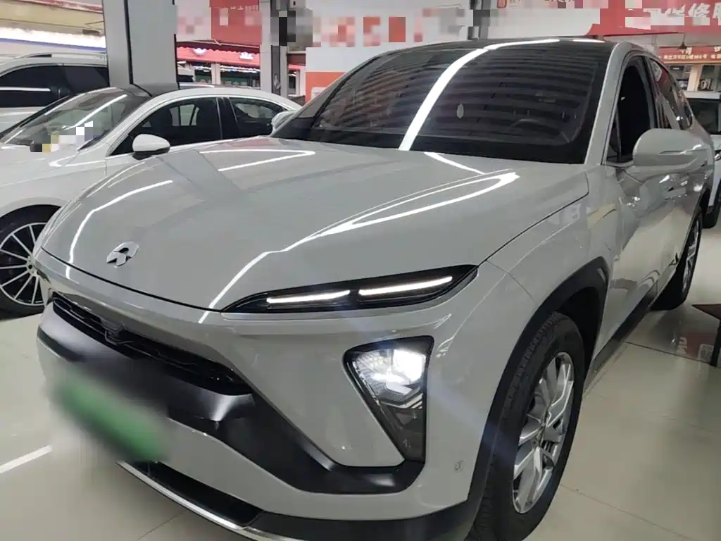 Фото 2 - NIO EC6
