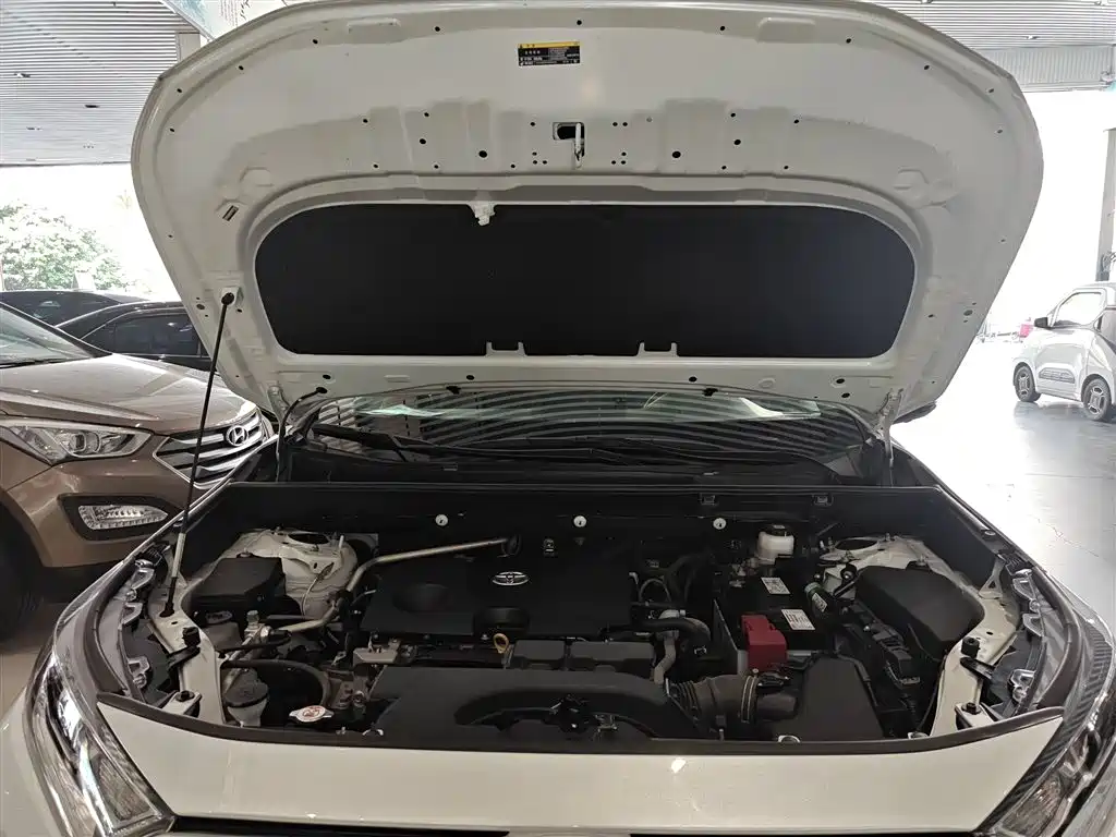 Toyota RAV4 Rongfang 2021 2.0L CVT 4WD Premium фото 20