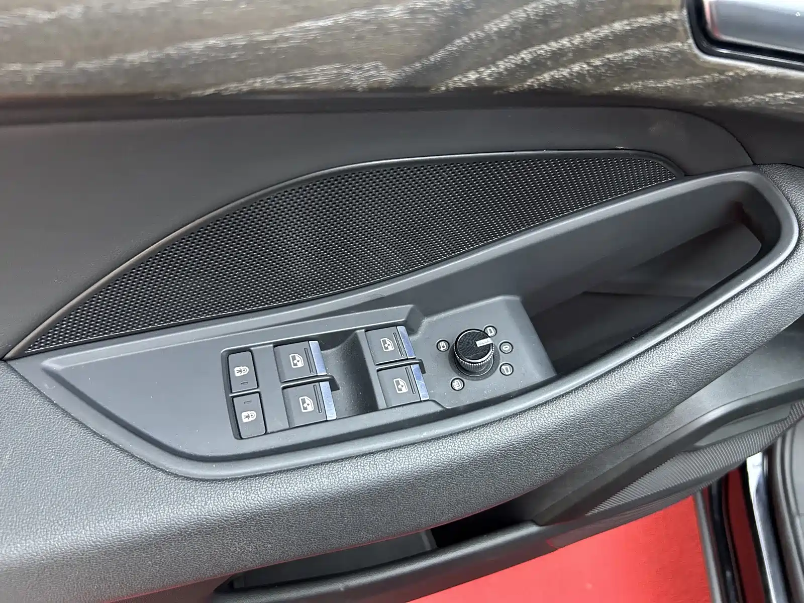 Photo 13 - Audi Q6