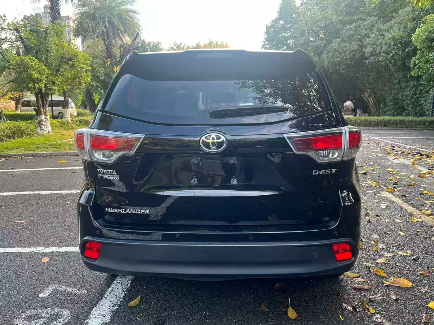 TOYOTA HIGHLANDER