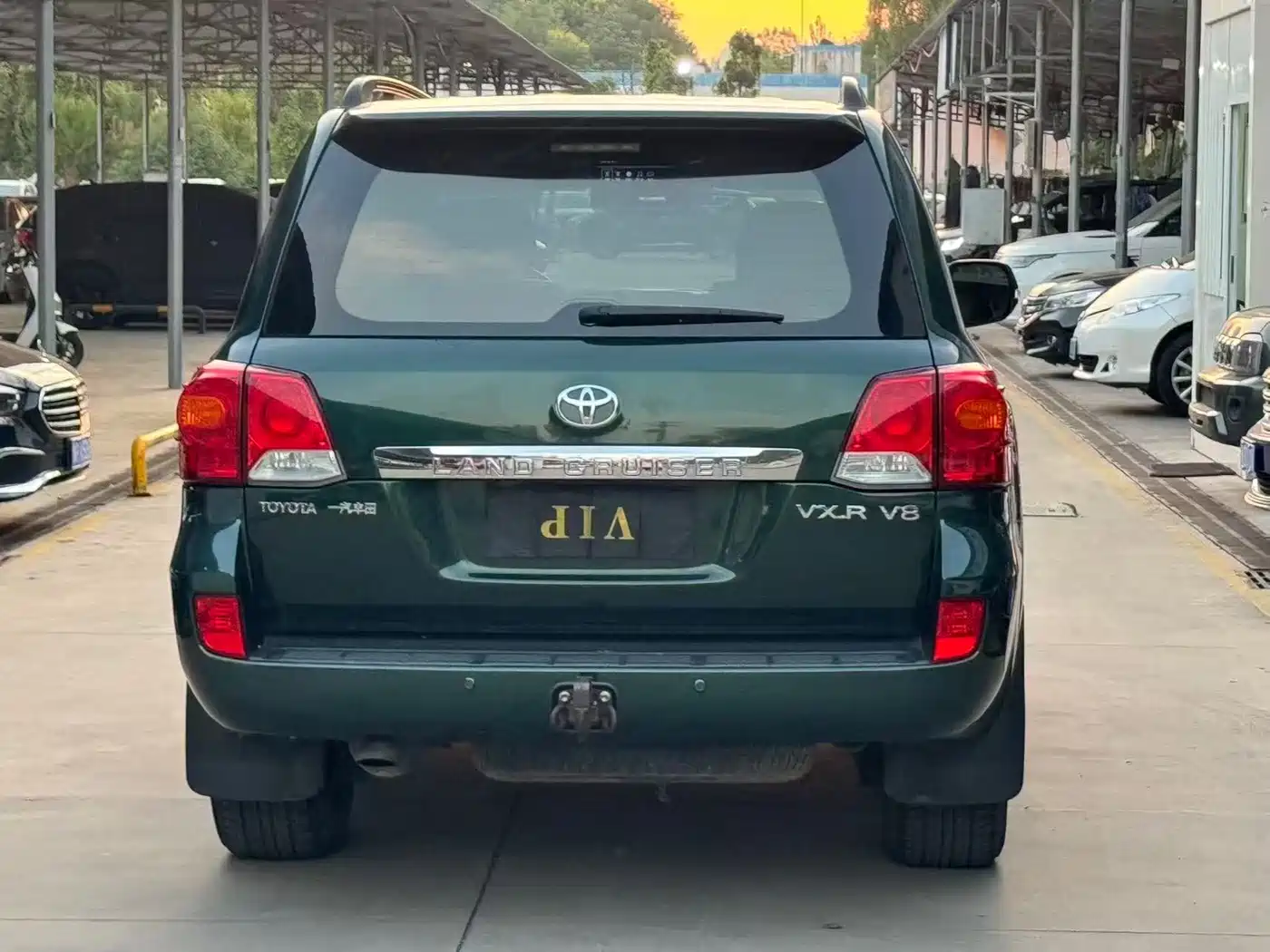Toyota Land Cruiser 2012 2012 4.6L Automatic VX-R