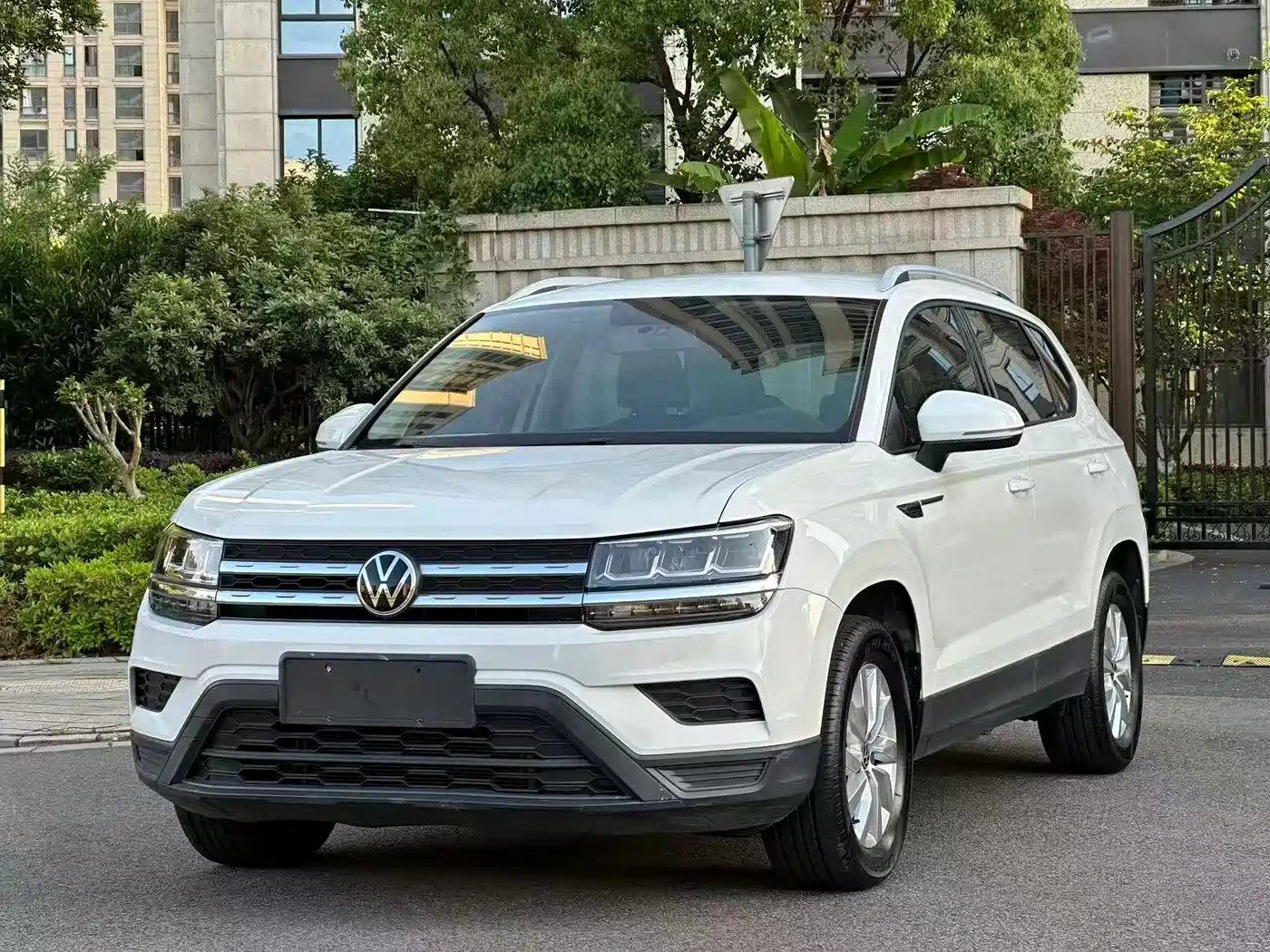 Volkswagen Tharu 2022 280TSI 2WD Trend