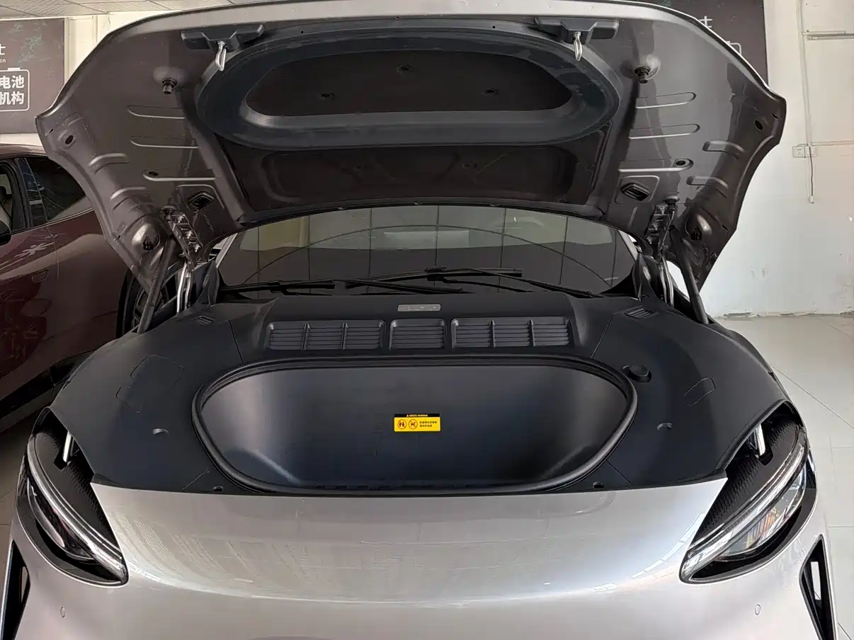 Xiaomi Auto Xiaomi YU7 2025 Extended Range RWD Edition фото 13