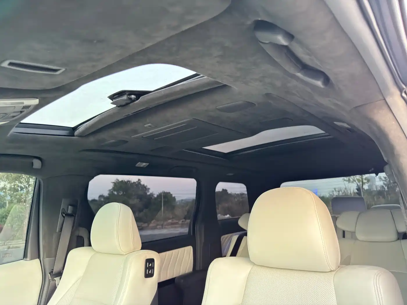 Toyota Alphard 2011 3.5L Luxury Edition фото 19