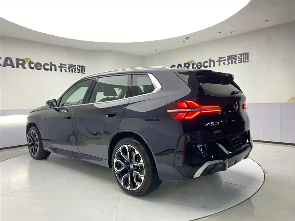 BMW X3 2025 xDrive30L Premium Model M Sport Black Package фото 7