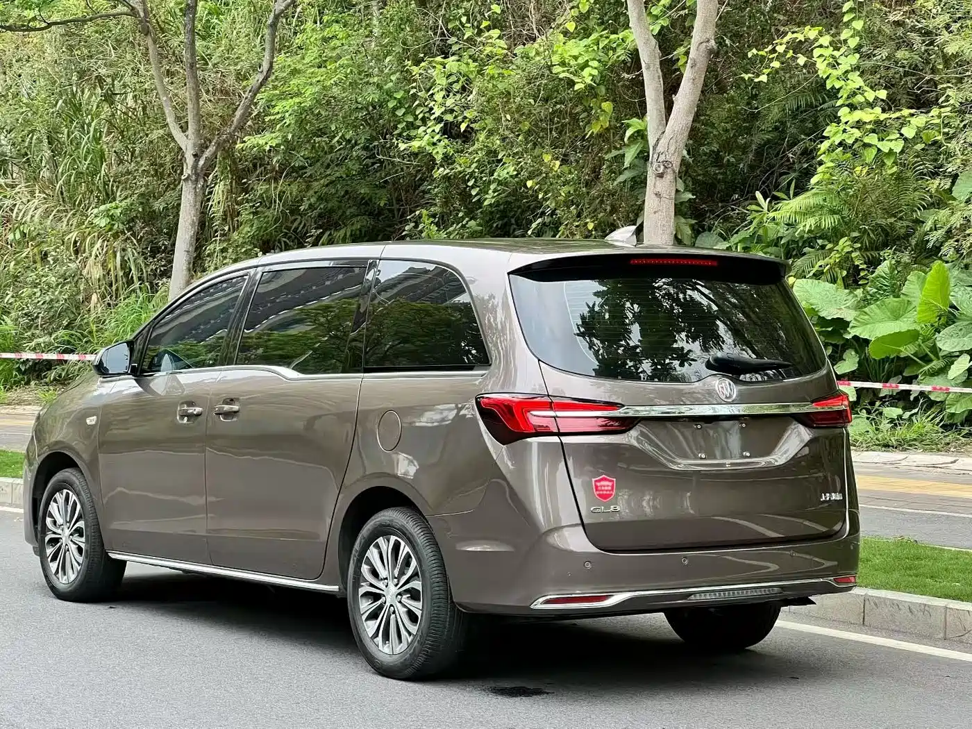 Buick GL8 2023 Model Land Business Class Smart фото 3