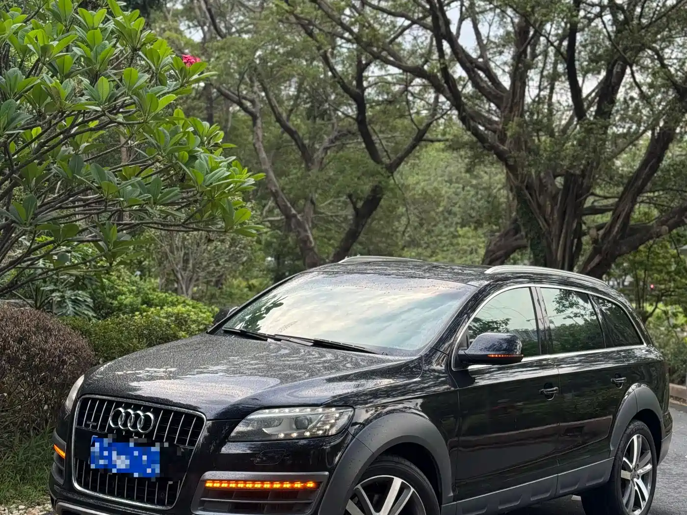 Audi Q7 2013 35 TDI Leading фото 4