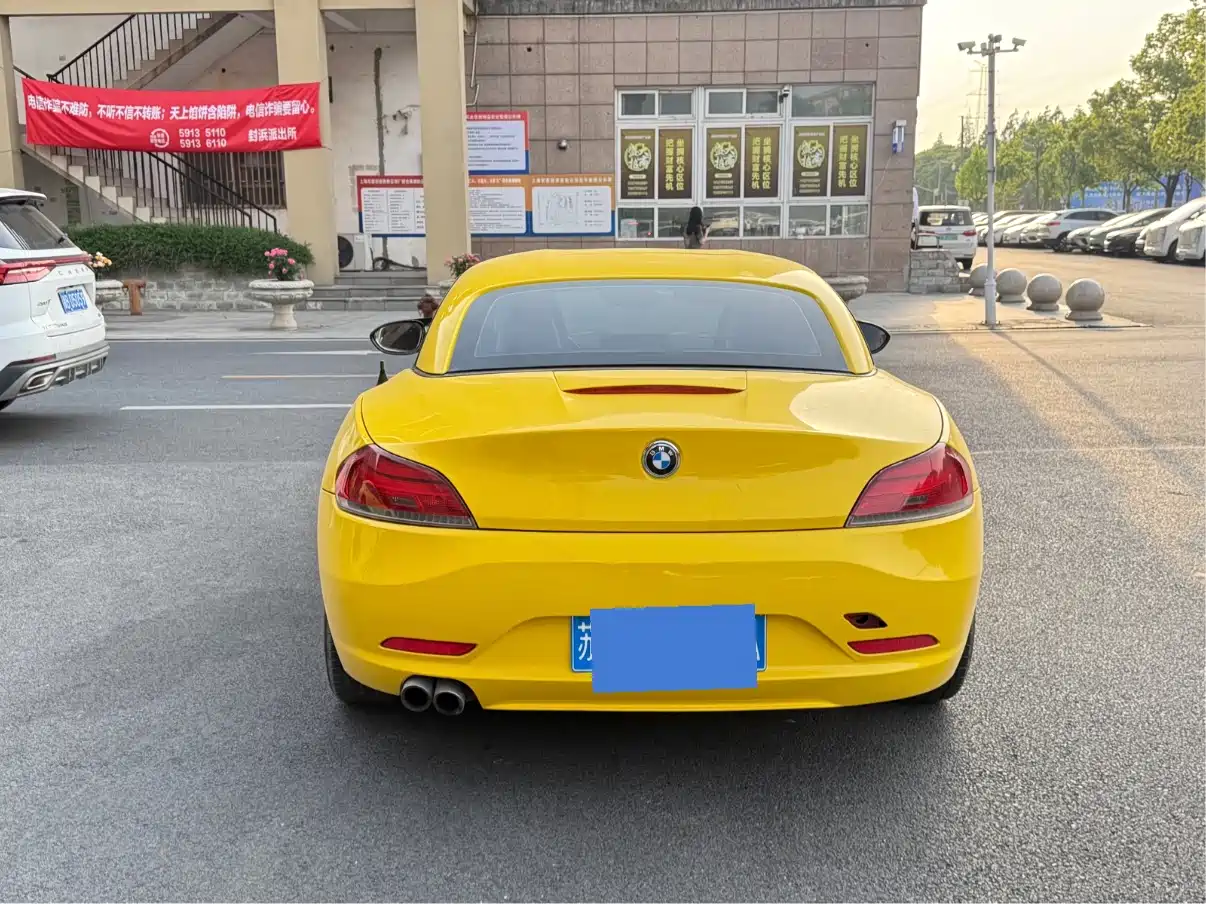 BMW Z4 2011 sDrive23i Flame Limited Edition фото 8