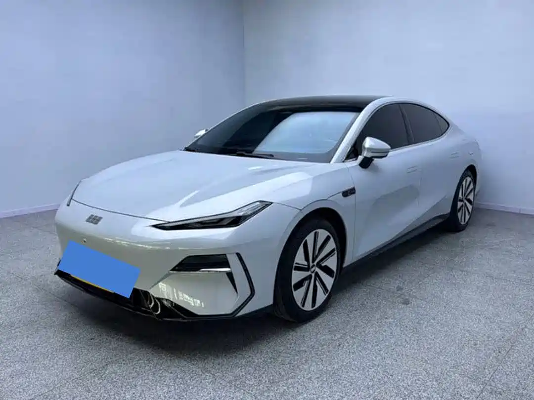 2025 Geely Galaxy Galaxy E8