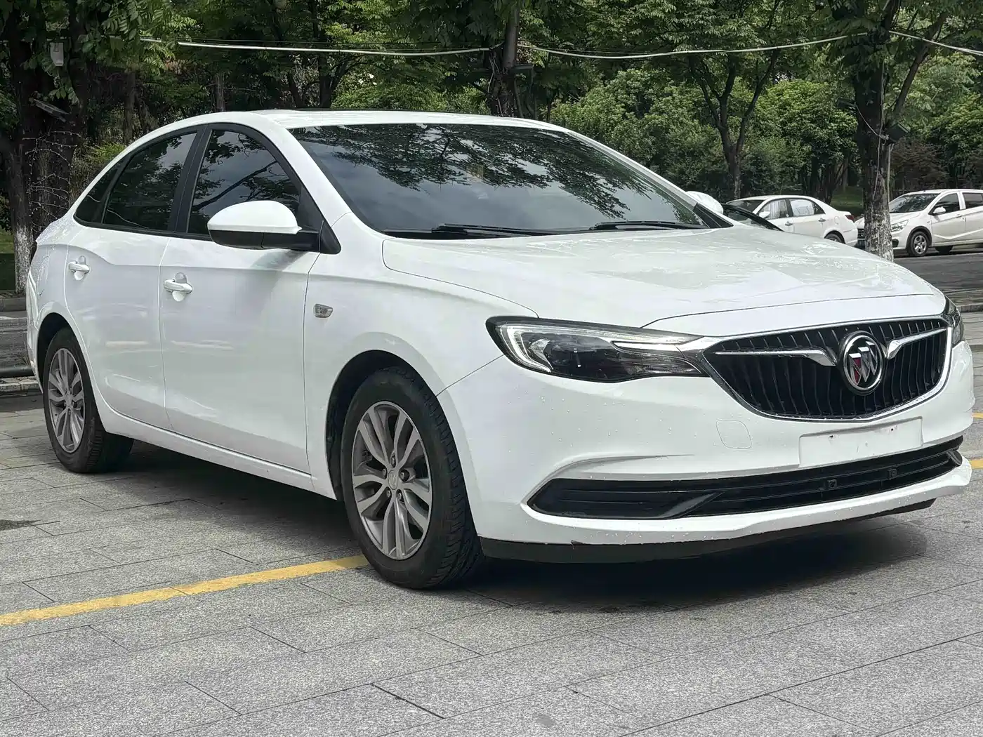 Buick Excelle 2021 1.3T Auto Mild Hybrid Elite фото 3