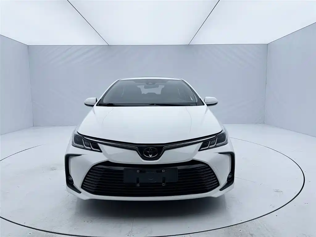 Toyota Corolla 2021 1.2T S-CVT Elite PLUS Edition фото 2
