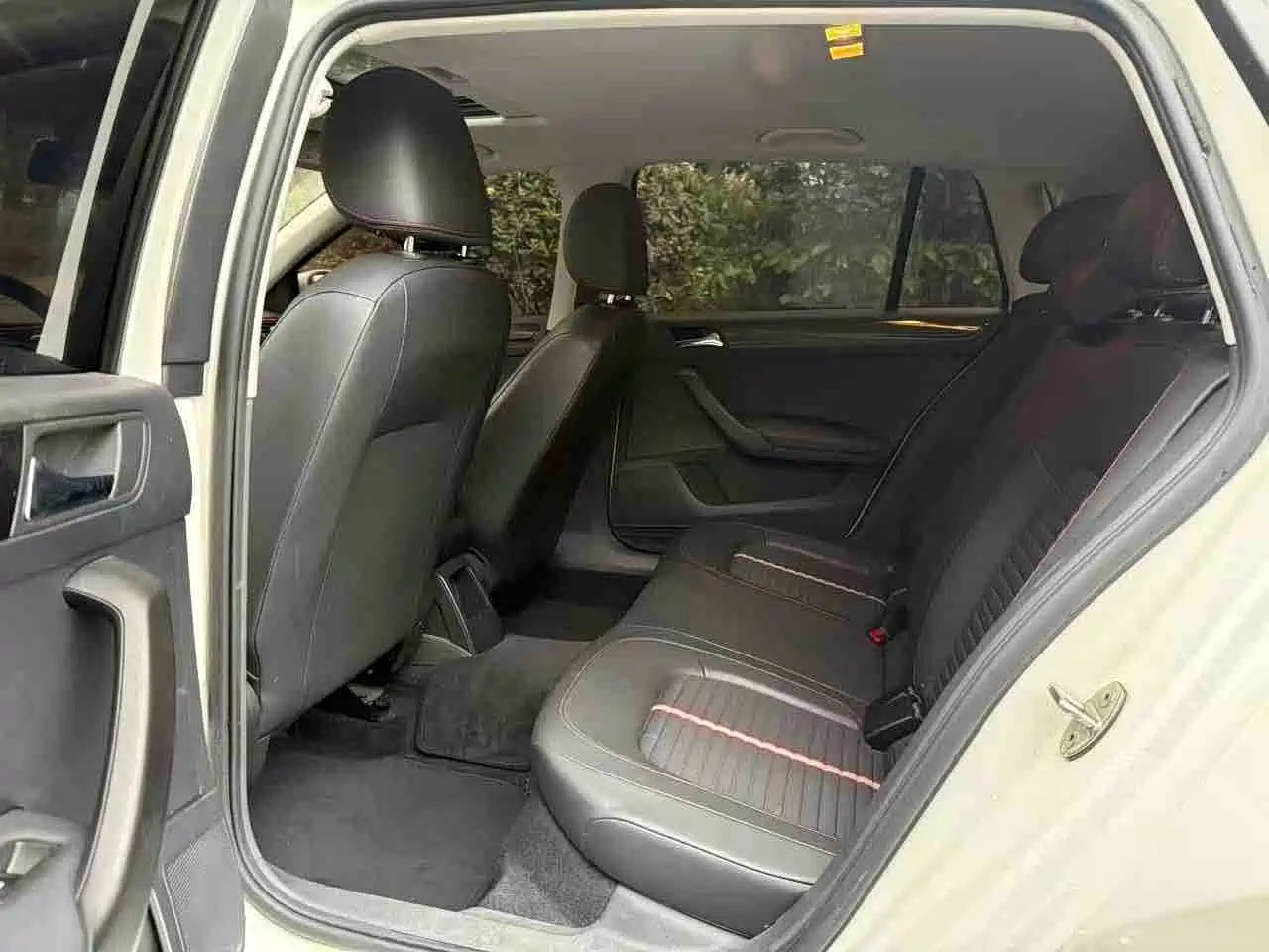 Škoda Skoda Rapid Spaceback 2020 1.5L Auto Comfort фото 6
