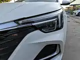 Photo 24 - Roewe i6 MAX EV