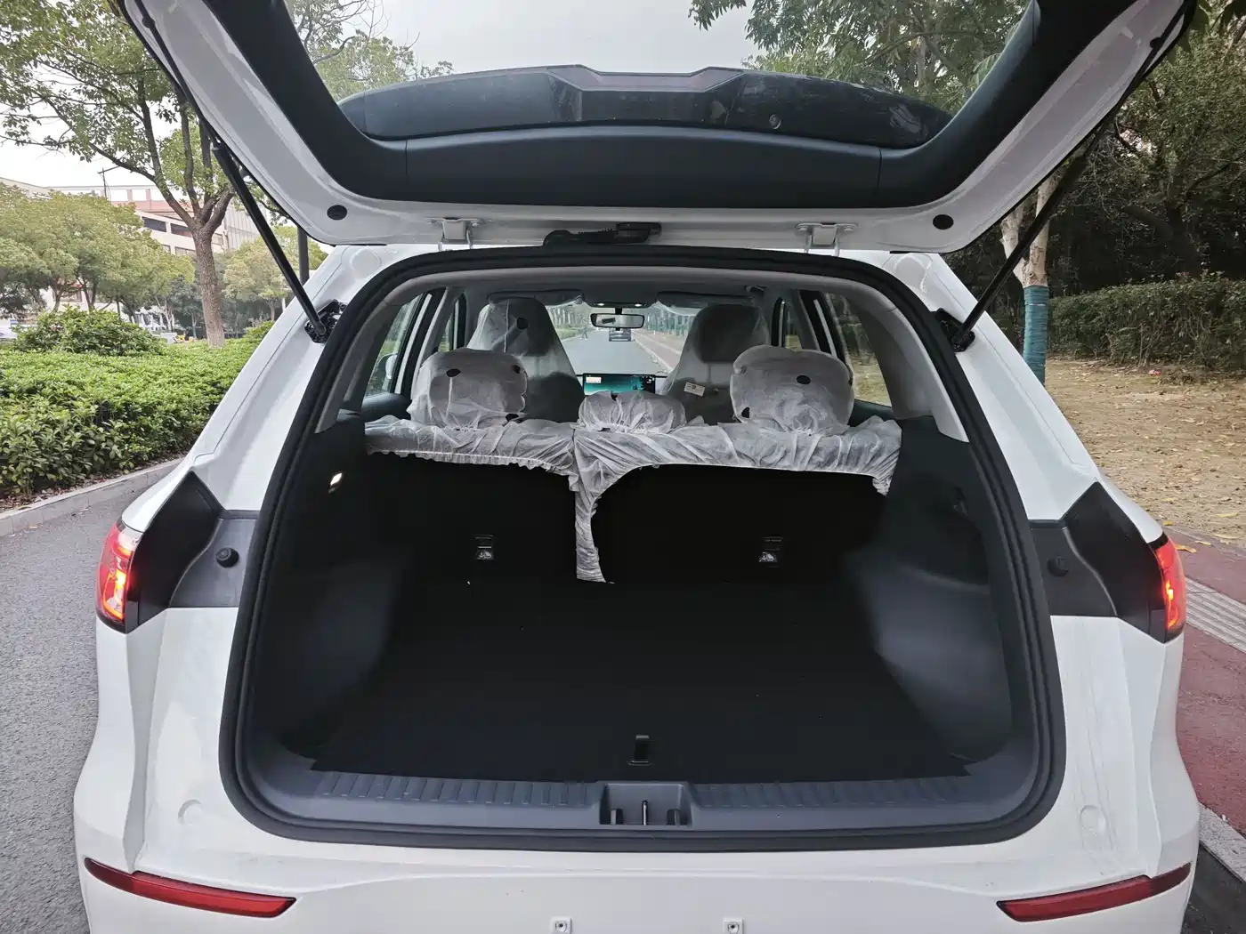 Geely Galaxy Galaxy E5 2024 Model 530km Official Edition фото 14