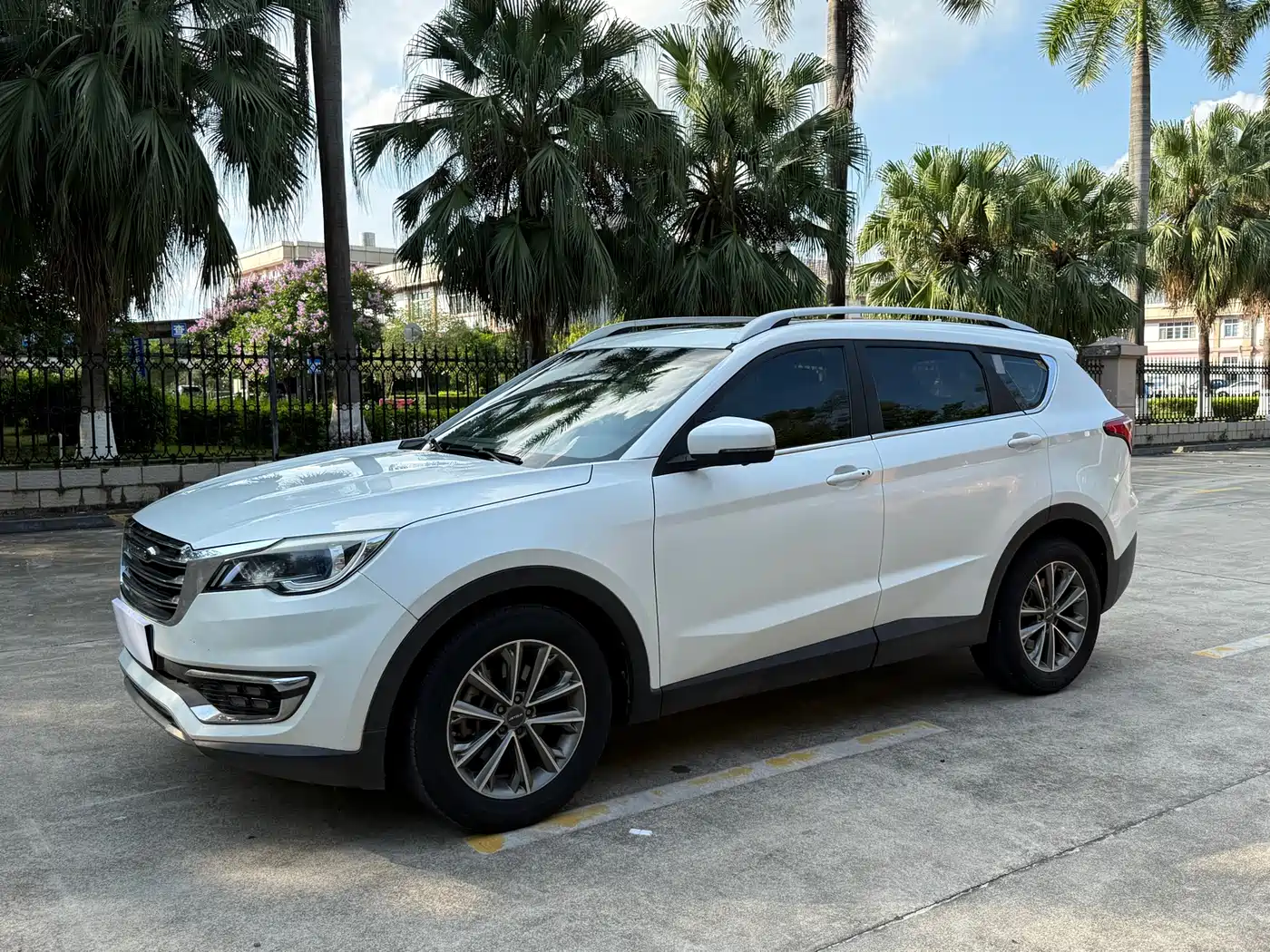 Jetour X70 2019 2018 1.5T Automatic Joy Edition
