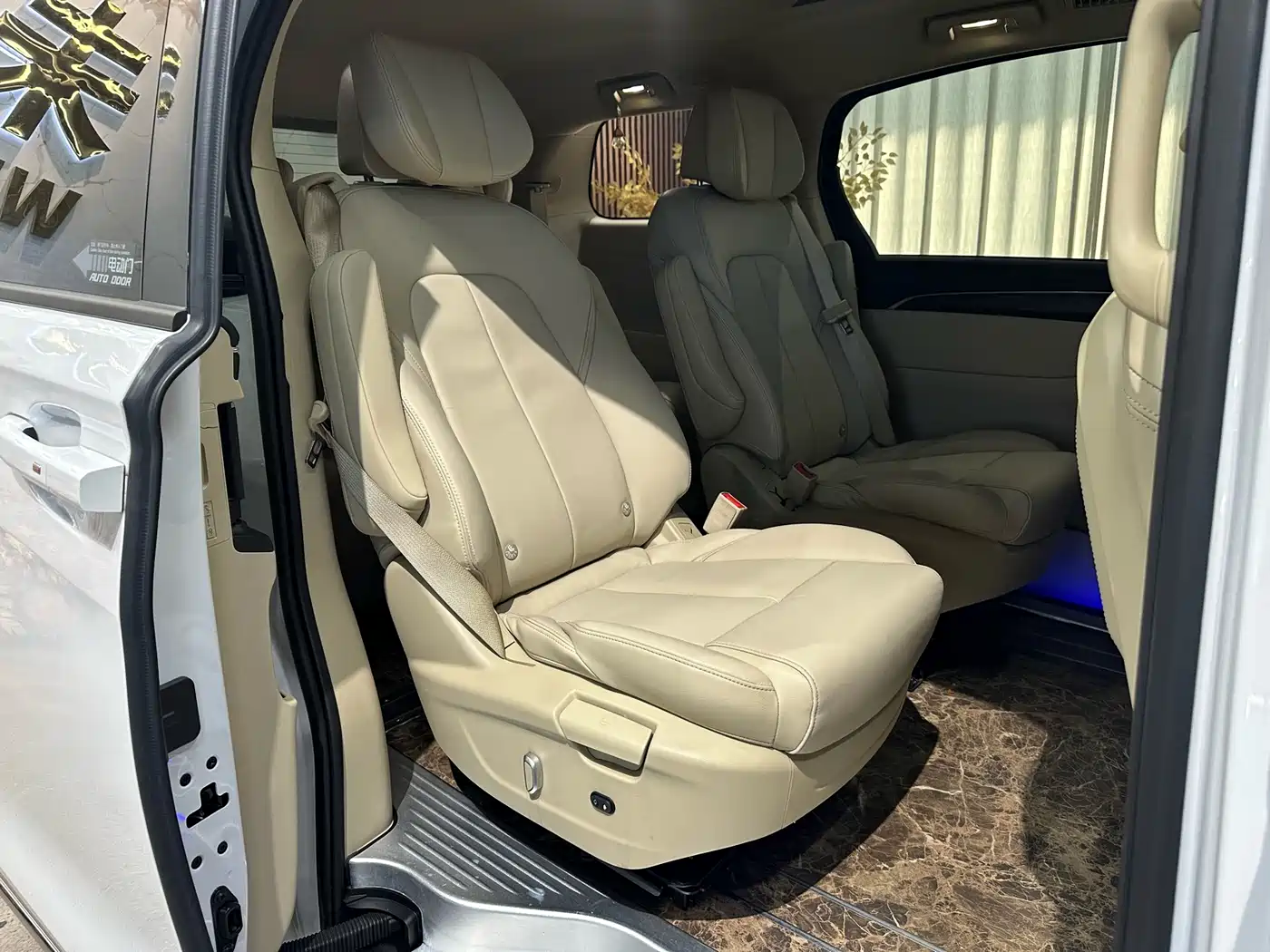 Buick GL8 2023 ES Landmaster Exclusive фото 10