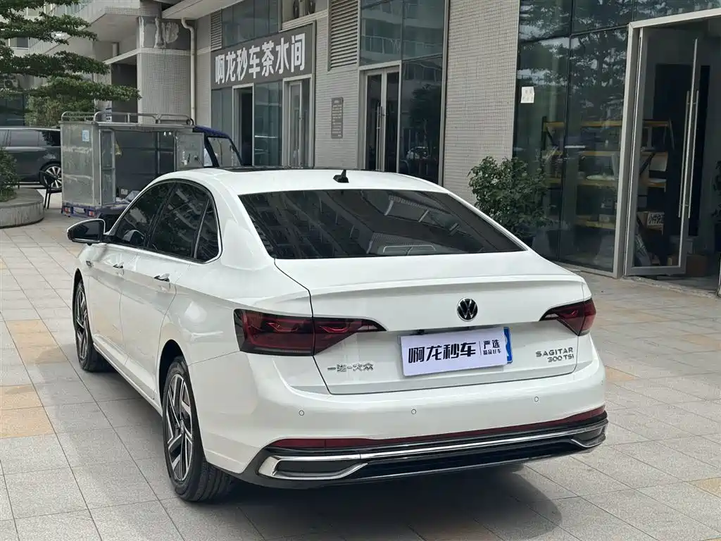 Volkswagen Sagitar 2023 300TSI DSG Surpassing Edition фото 20