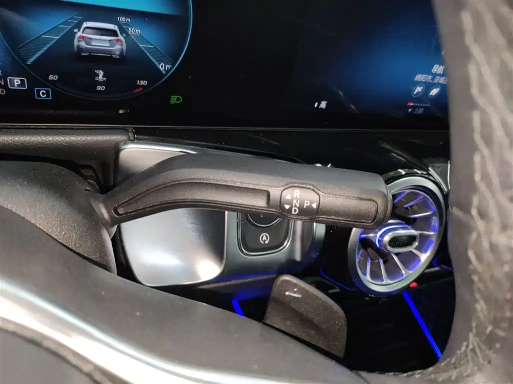 Mercedes-Benz GLB 2021 GLB 200 Dynamic фото 14