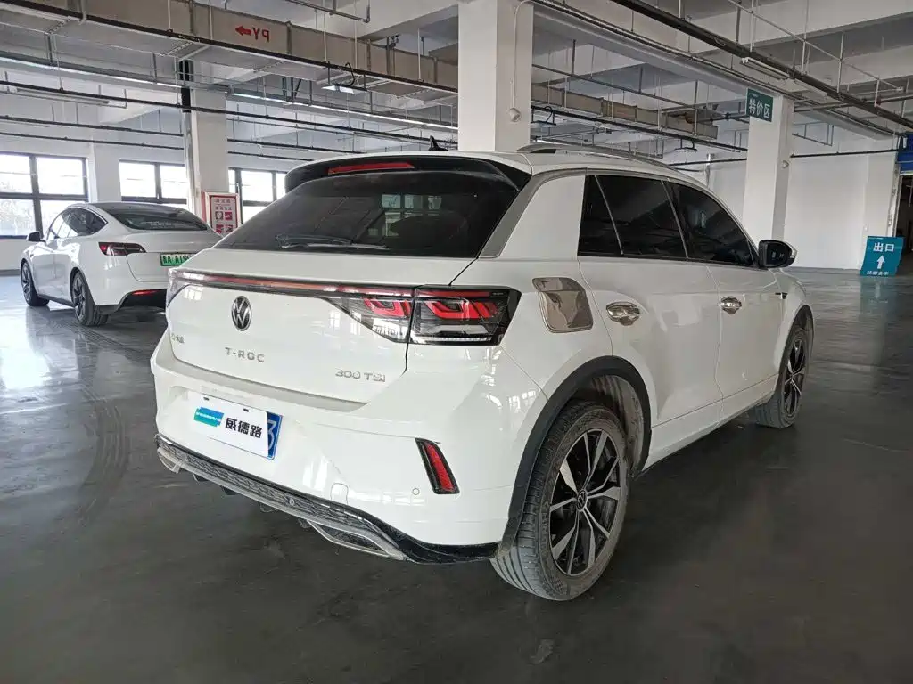 Photo 6 - Volkswagen T-ROC