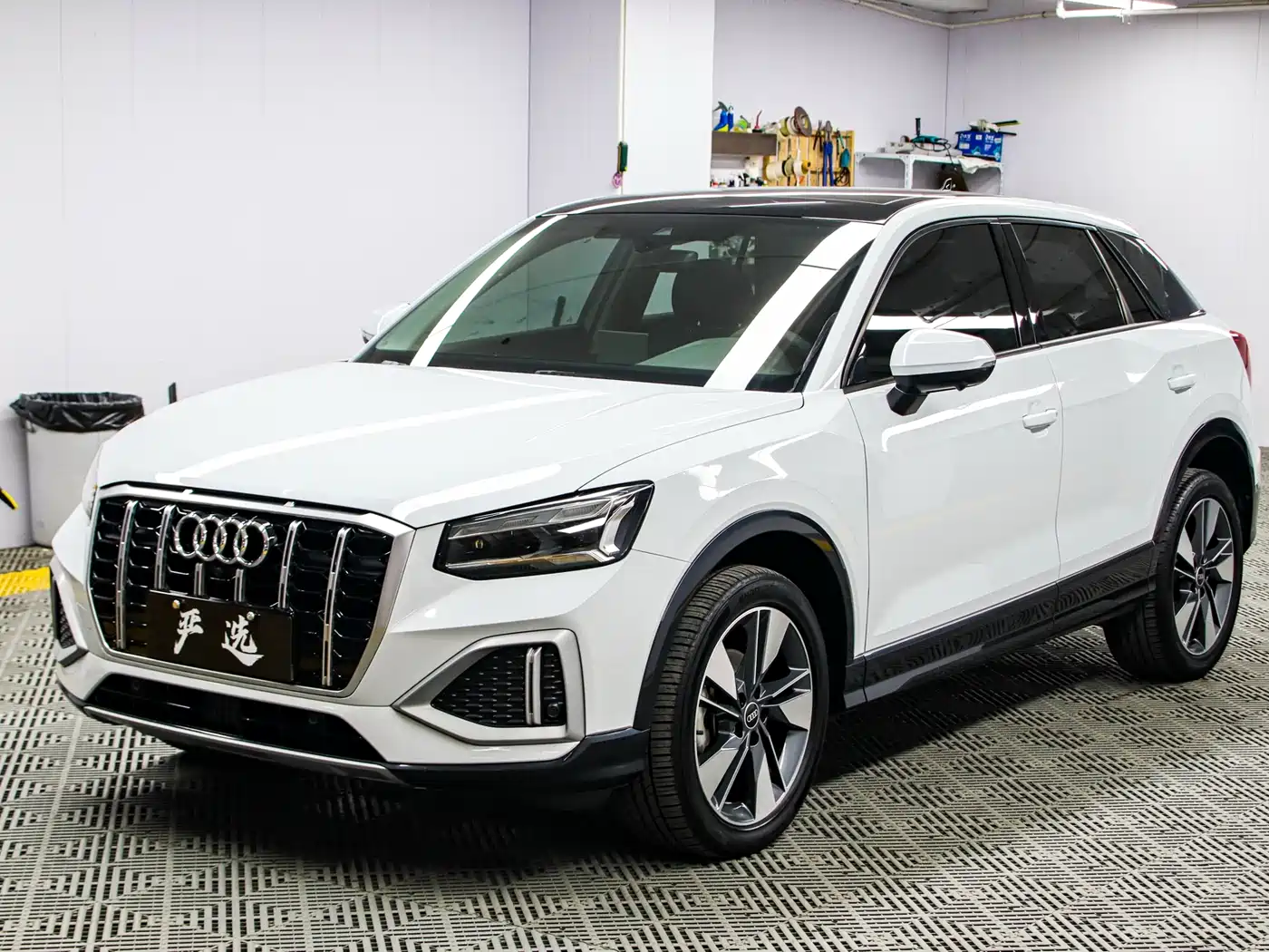 Audi Q2L 2022 35 TFSI Fashion Elegance