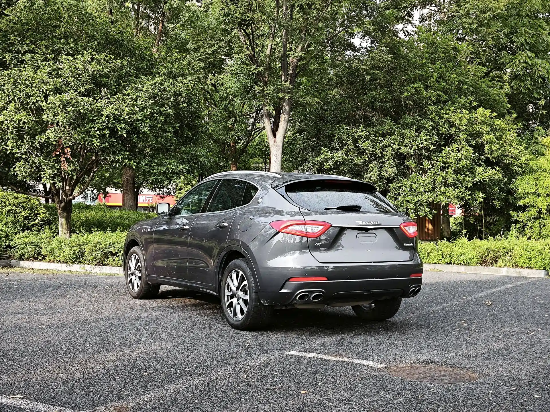صورة 3 - Maserati Levante
