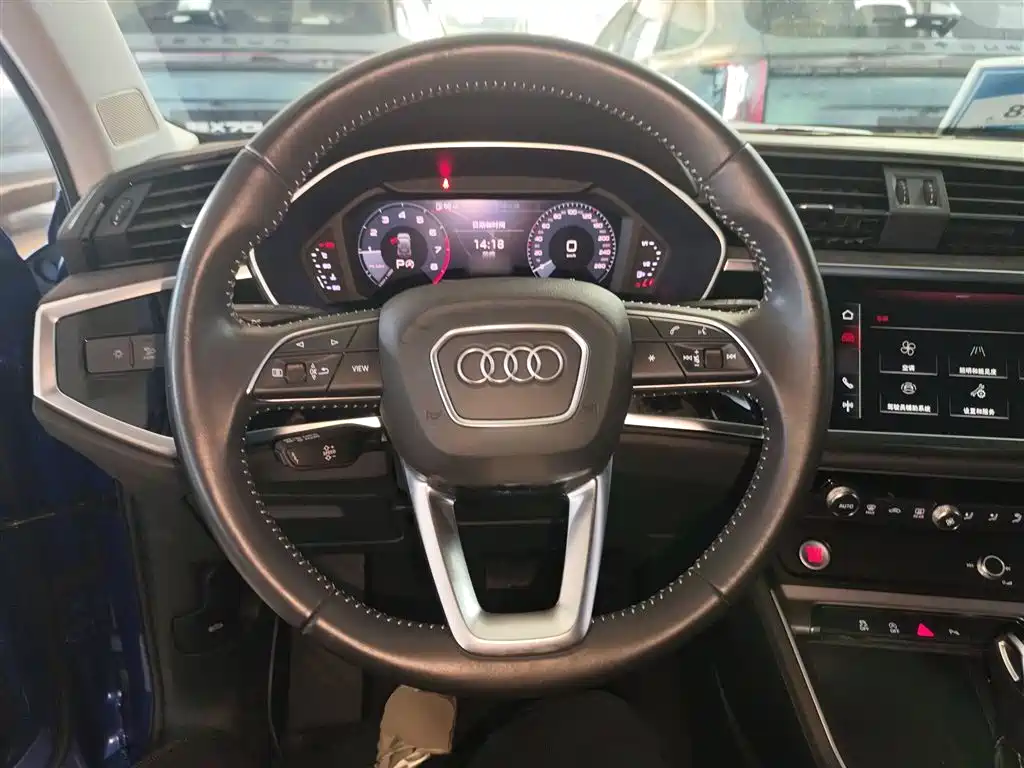 Audi Q3 2019 35 TFSI Progressive Sport фото 11