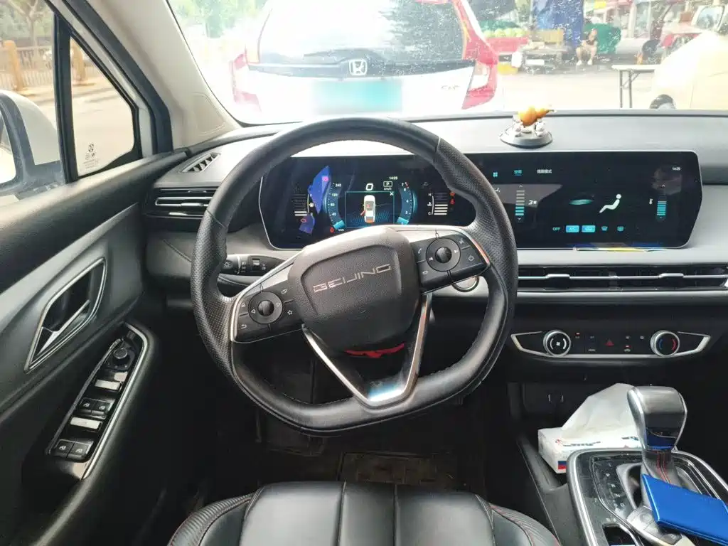 BAIC Beijing U5 PLUS 2023 2021 1.5L CVT Luxury Edition