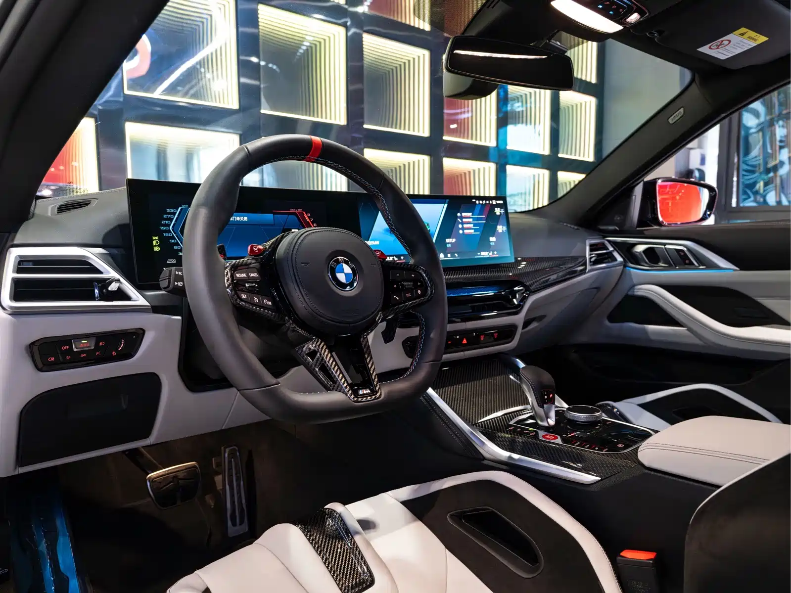 Photo 18 - BMW M4